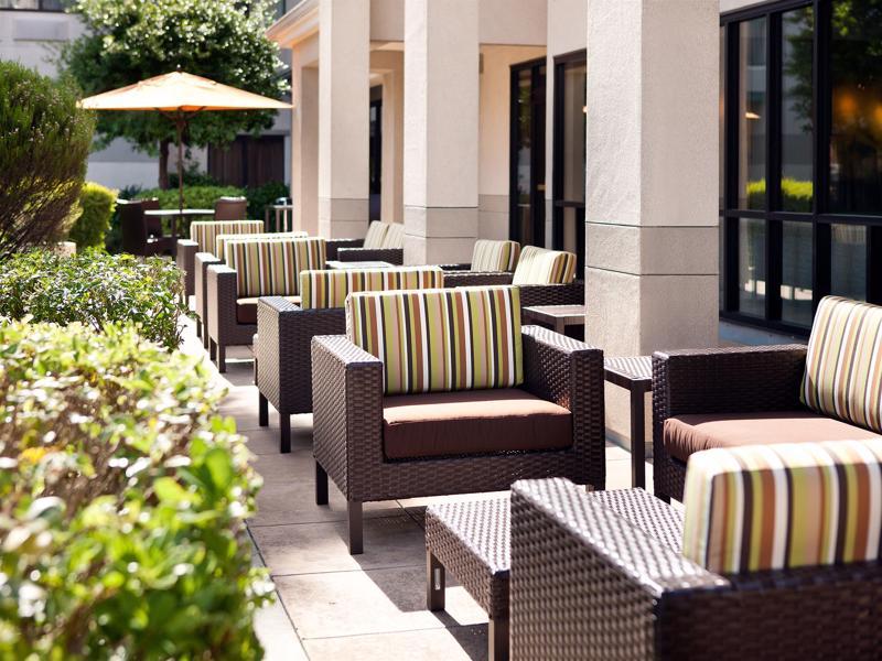 Hotel Courtyard By Marriott Oakland Airport Exterior foto