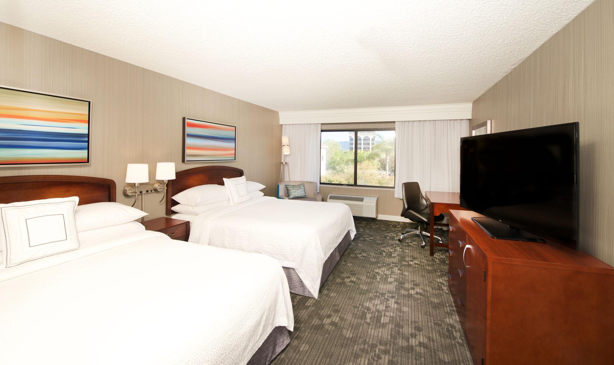 Hotel Courtyard By Marriott Oakland Airport Exterior foto