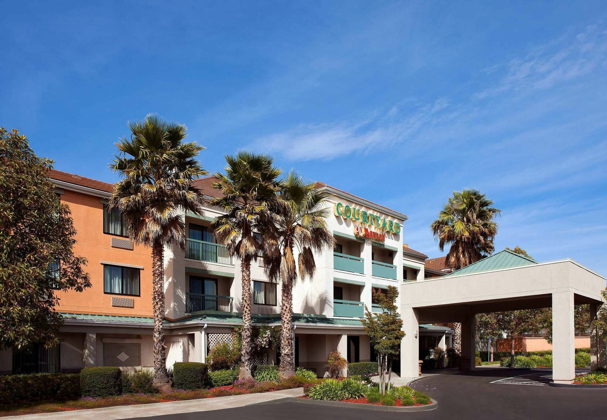 Hotel Courtyard By Marriott Oakland Airport Exterior foto
